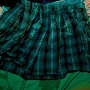 green/blue hottopic skirt